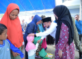 Bupati SBT Fahri Husni Alkatiri Santuni Anak Yatim dan Lansia