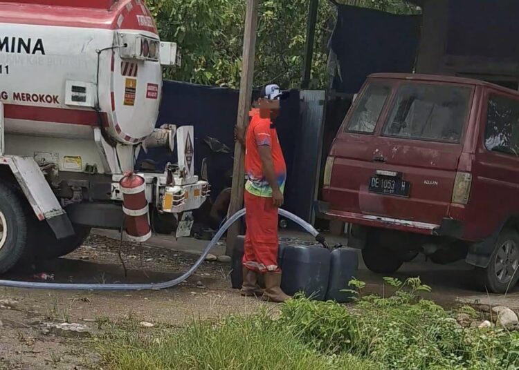 LMND SBT Temukan PT Permata Hitam Lakukan Ilegal Oil, Desak Pertamina Cabut Izin 